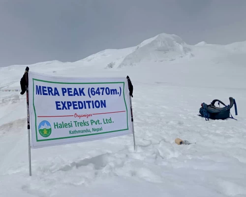 Merapeak By Halesi Treks